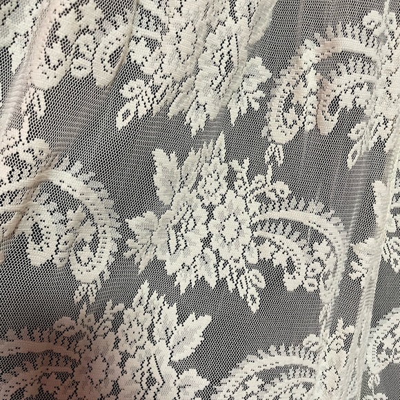 Newport News black and lace dress - Picture 5 of 6